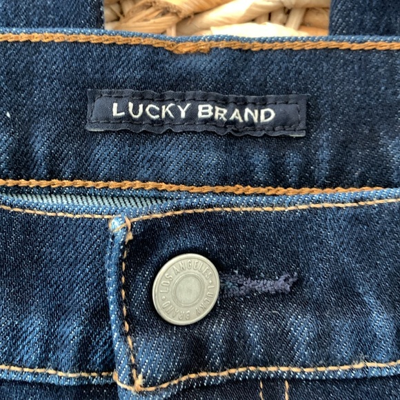 Lucky Brand 363 Vintage Straight Leg Jean - Picture 11 of 16